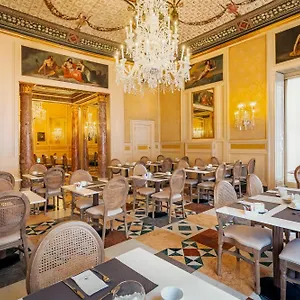 4* מלון Eurostars Palace